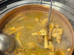 -阿山卓·野生菌火锅·纳西火塘烤肉