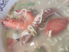 -霆记海鲜·只为这碗面(滨江店)