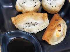 -香山胡记吴江路生煎(灵山路店)