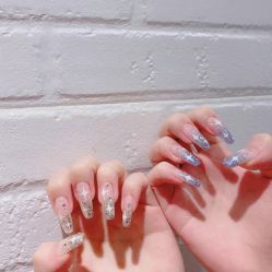 -由甲·美甲美睫工作室