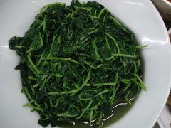 -手抄板凳江南菜(湖滨商业街店)