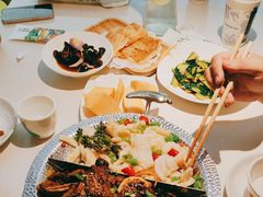 龙利鱼牛仔骨-小鱼小牛·鱼牛干锅·脆鱼火锅(世欧广场店)