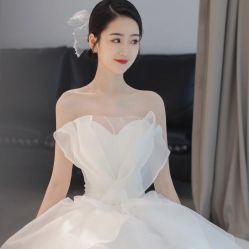 -柏拉图婚纱馆