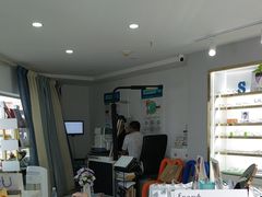 -视野联行眼镜蔡司·依视路官方授权店(顺城店)