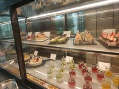 面包甜点陈列柜-厦门艾美酒店·新食谱西餐厅