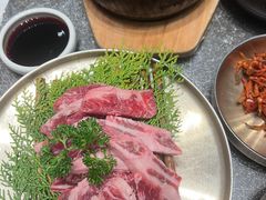 -草家酱蟹炭火烤肉店(珲春南路二店)