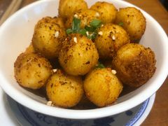 孜然小土豆-炉小二铜锅牛蛙•川湘菜(三里屯店)
