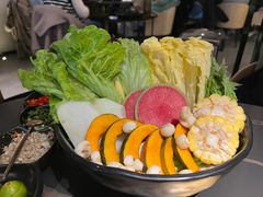 -凤园椰珍·椰子鸡·鸡煲(长宁来福士店)