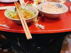 -九尺赵老四鲜鹅肠火锅