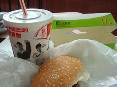 ~-麦当劳(宝山大厦店)
