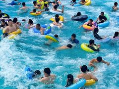 -欢乐水魔方水世界