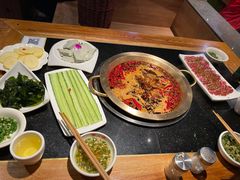 -潮火锅·麻辣牛肉火锅(观音桥方圆·LIVE店)