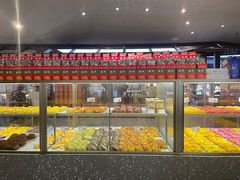 面包甜点陈列柜-LELECHA乐乐茶(上海五角场万达广场店)