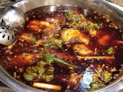 -肖肖酸萝卜鱼火锅(总店)