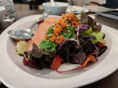 -Chom Cafe and Restaurant