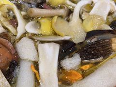 -菌之家·专业纯野生菌火锅·特色炒菌