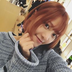 烫染-简法造型·品牌形象店