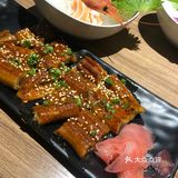鹅肝寿司推荐，入口就有小惊艳，香味一直在嘴里打转