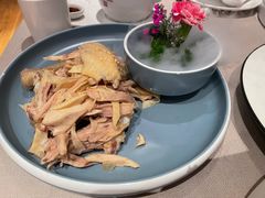 盐焗手撕鸡-尚一汤·粤菜海鲜(环球港店)