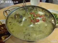 酸菜鲈鱼-鹿港小镇经典老上海菜(长乐路店)