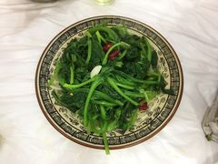 -乡土特色.冷锅鱼.牦牛肉汤锅