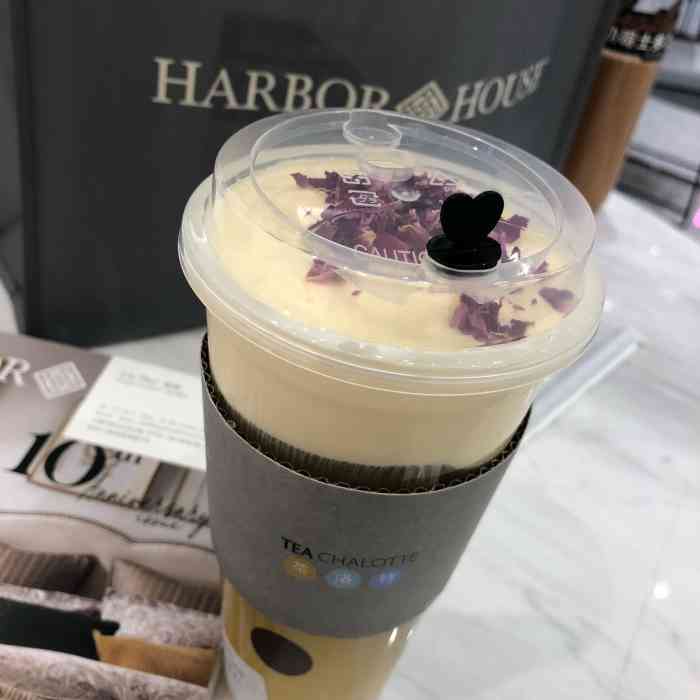 tea chalotte茶洛特(万象城店)-"万象城新开的店～折扣大～芝士茶饮真