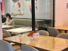 -必胜客(WOW中心城店)