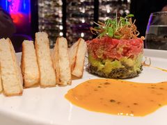 牛肉塔塔配牛油果黑橄榄酱-Solo(衡山路店)