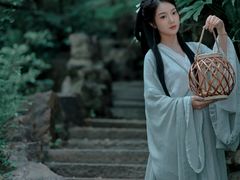 -汉仪华裳汉服馆(豫园店)