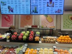 -每日新鲜水果吧(芮欧百货店)