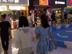 -新田360广场(上海华侨城店)