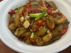 -湖南人家湘菜馆(镇江路店)