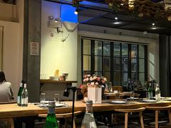 -Common Table · Brunch & Coffee