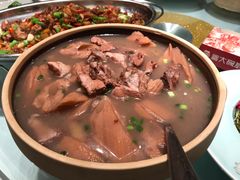 筒子骨炖湖藕-福满我家大碗厨·湘菜(上海大厦店)