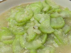 -湖南人家湘菜馆(镇江路店)