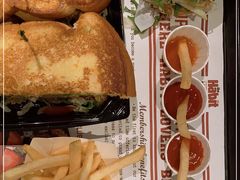 -The Habit Burger Grill 哈比特汉堡(复兴soho店)