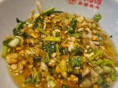 -何师傅美蛙鱼头(汉街店)