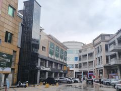 -麦当劳(世博广场店)