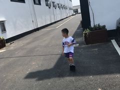 -嘿哟动霸CHUA·新潮玩运动娱乐中心·蹦床滑冰团建乐园