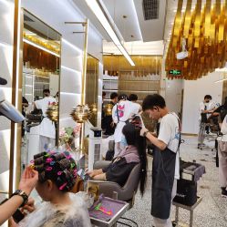 -3AM HAIR SALON烫发染发接发