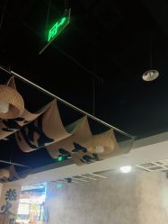 -洛伊科技抗衰护肤中心