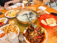 -美顺香食府鱼头老店(雪野湖店)