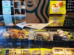 面包甜点陈列柜-星巴克臻选(莘庄仲盛店)