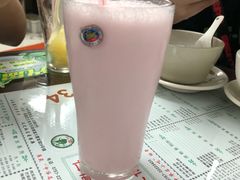 士多啤梨奶昔-仁信双皮奶(东川路店)