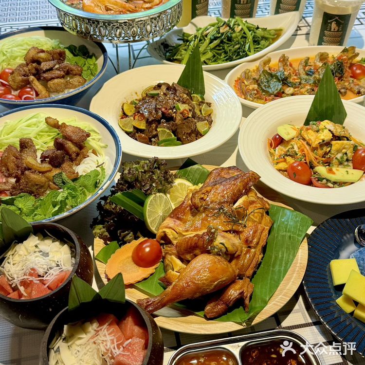 南宁的。。。夏天的命是泰国菜给的！！！