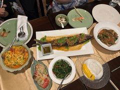 -Sala Thai Restaurant