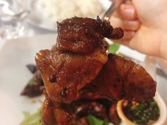 -Thai Pothong Restaurant