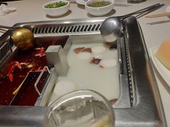 -海底捞火锅鲜切牛肉主题店(长寿路店)