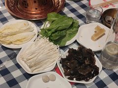 -雪熊哈尔滨烧烤·精酿啤酒·砂锅(中央胜境店)