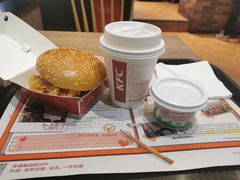 -肯德基(虹桥机场T2北指廊精选外卖点店)